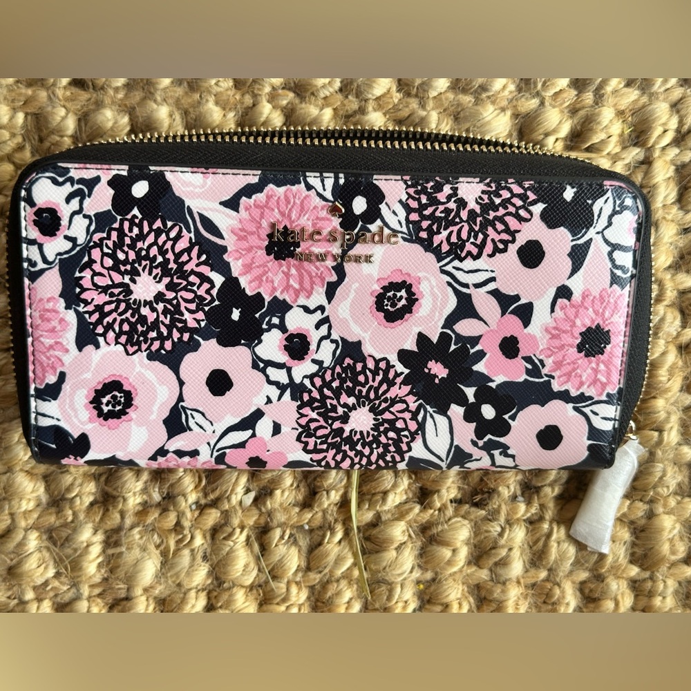 ♠️ NWT Kate Spade Floral Tote in Pink and Black Dhalia pattern w/matching wallet - Picture 5 of 7